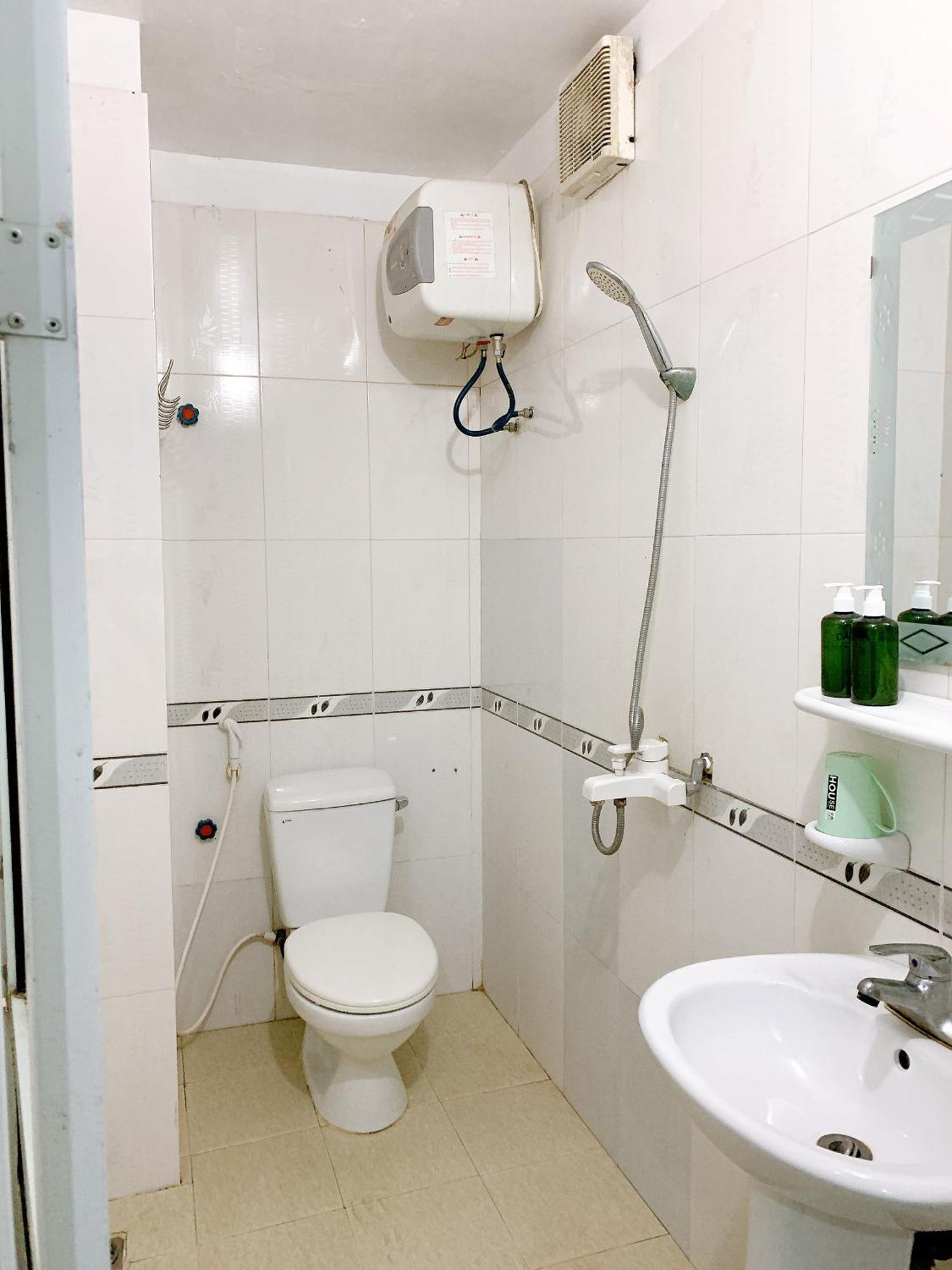 Long Guest House Dong Khe Sau Екстер'єр фото
